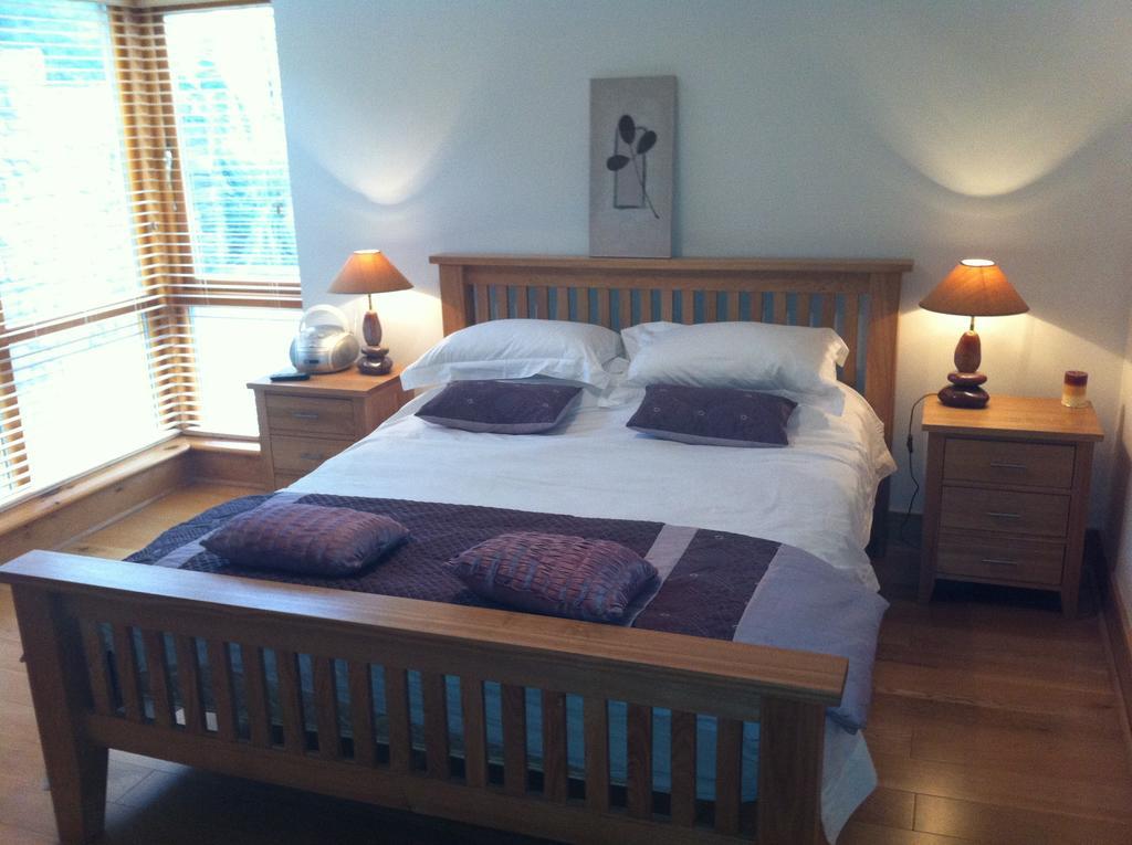 Bearlough Self Catering Holiday Home 로슬레어 객실 사진