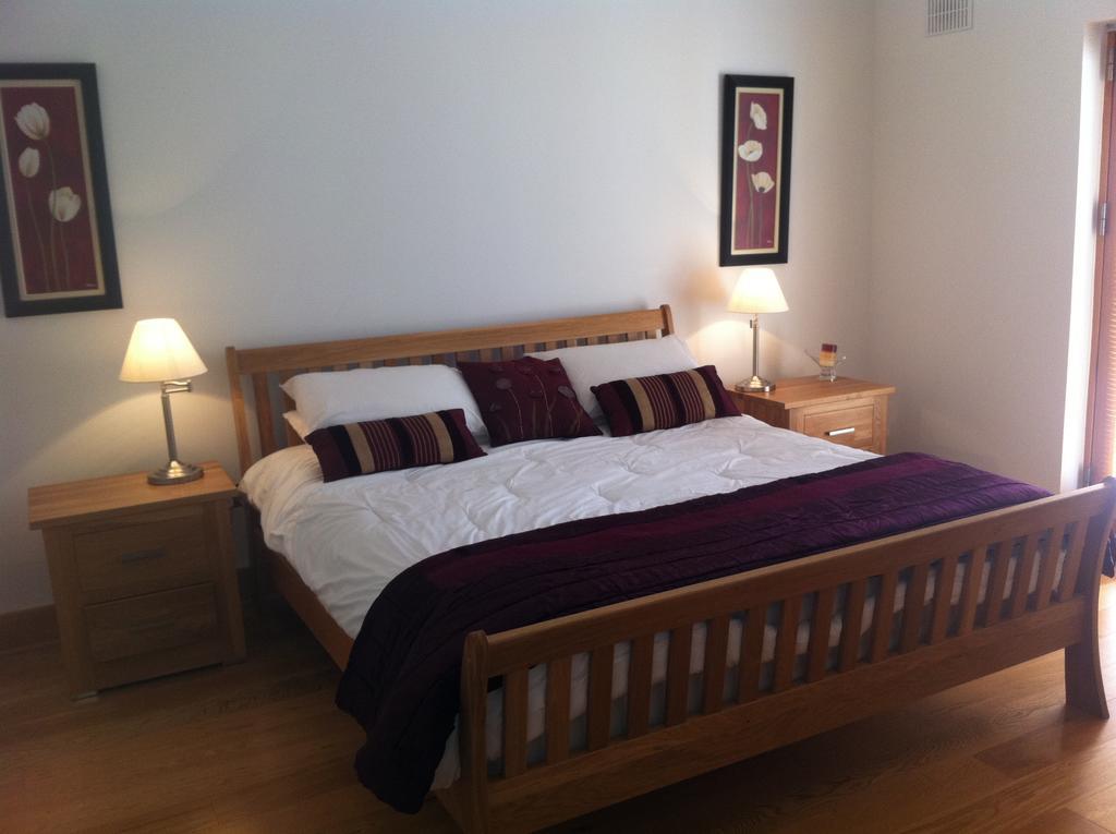 Bearlough Self Catering Holiday Home 로슬레어 객실 사진